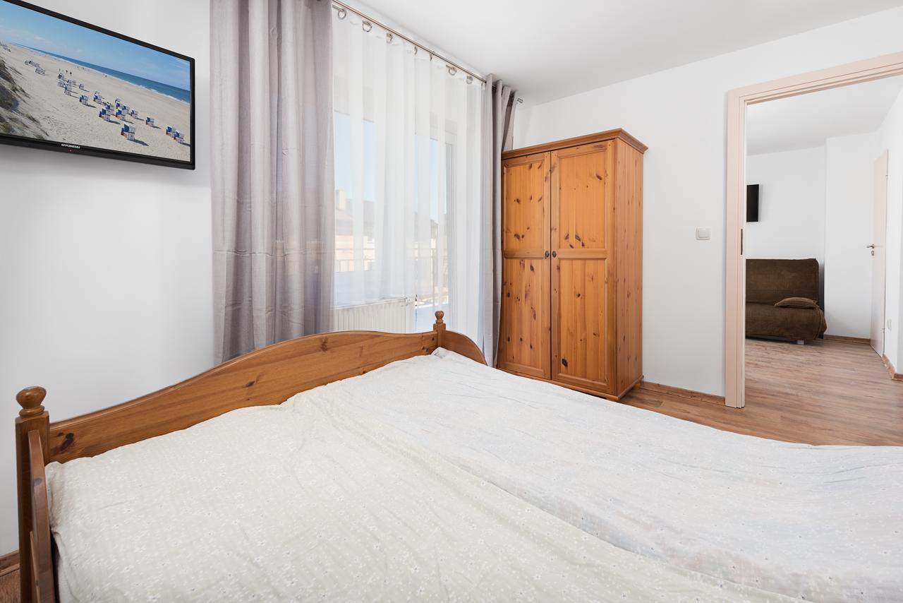 Ferienwohnung Dom Wakacyjny Sebastian Władysławowo Exterior foto